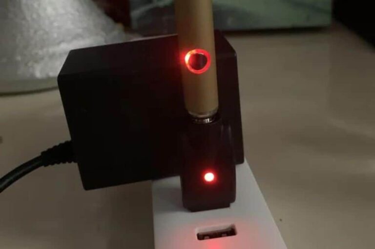 Juul Won’T Charge Flashes Green