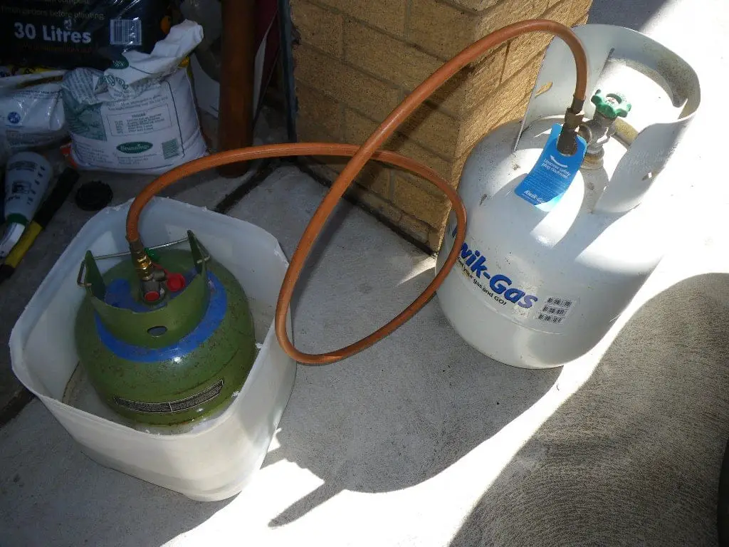 How to Transfer Propane from Small Tank to Big Tank