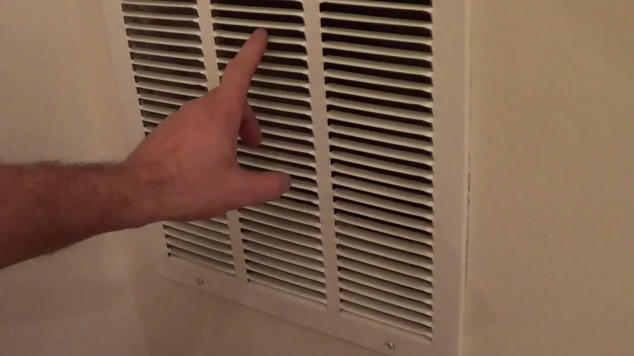 How to Reduce Noise from a Return Air