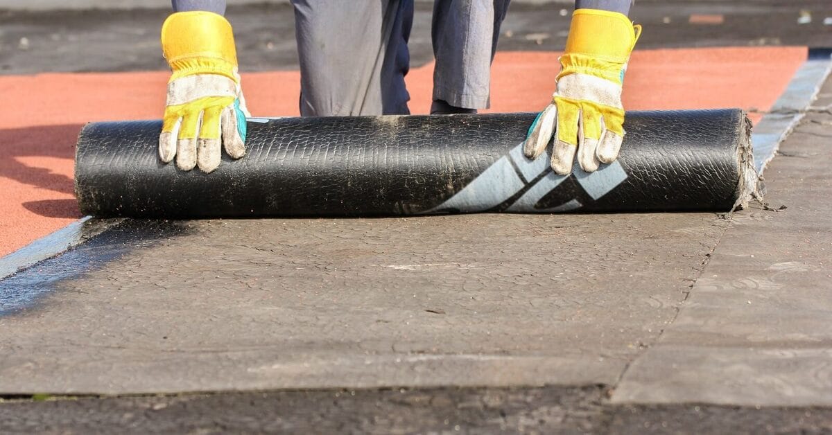 How to Repair Rolled Roofing