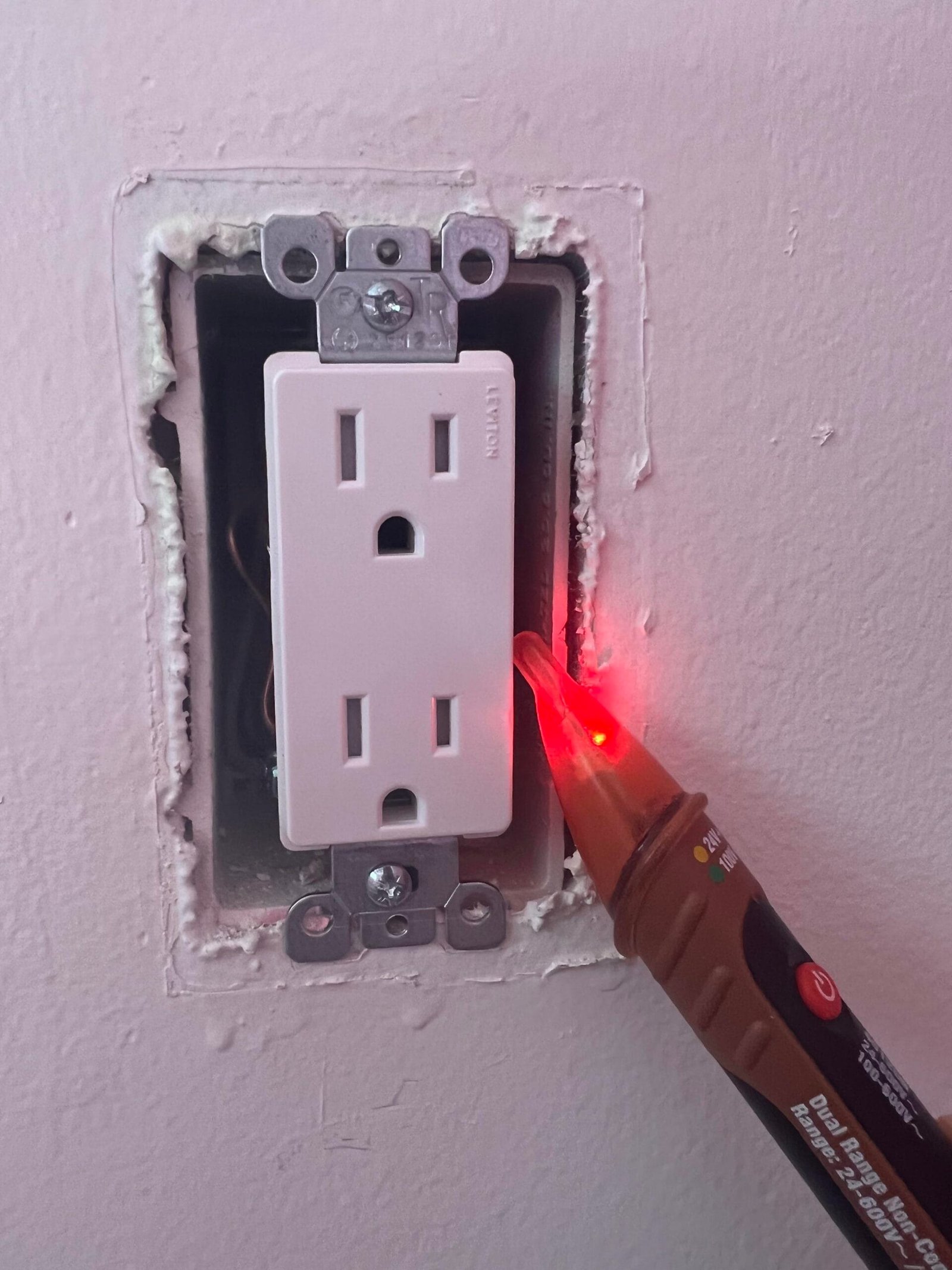 Why Electrical Outlets Dont Work: Troubleshoot Tips